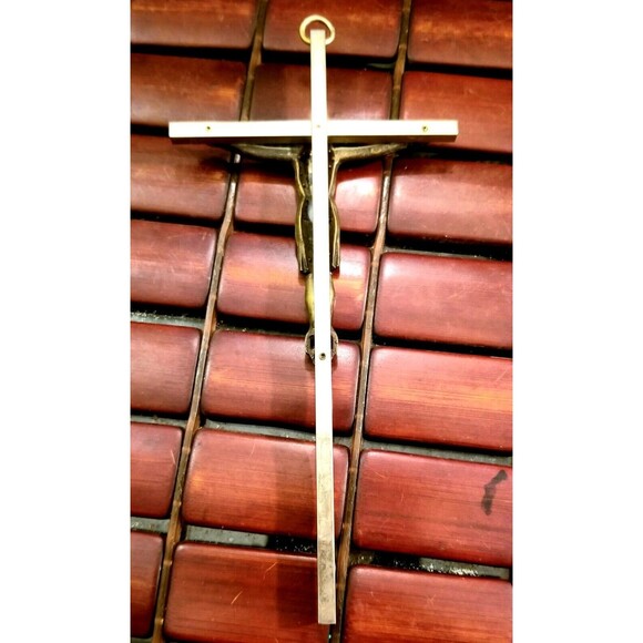 Vintage Brass & Pewter INRI Crucifix Cross Wall Hanging 7"x3.5" - Picture 4 of 4